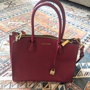 🍁🍂Michael kors red purse